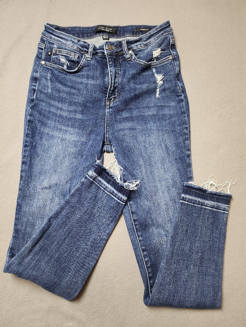 Judy Blue Skinny Fit Distressed Raw Hem Jeans Size 9/29 JB88417 - Picture 3 of 12
